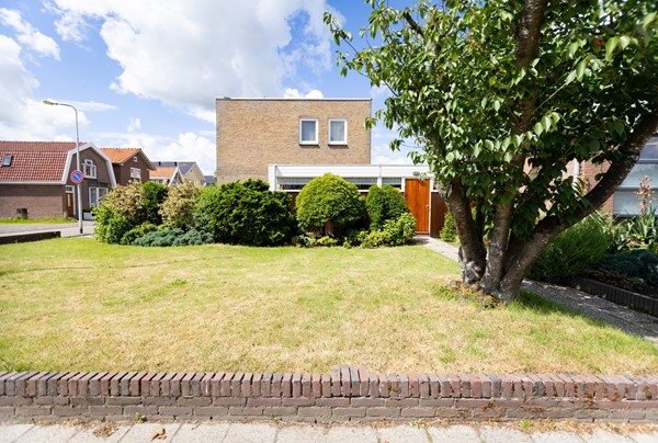 Voortuin 4.jpg